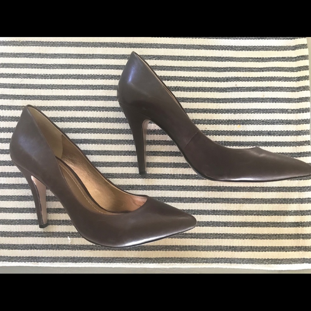 BCBGeneration Brown stilettos.